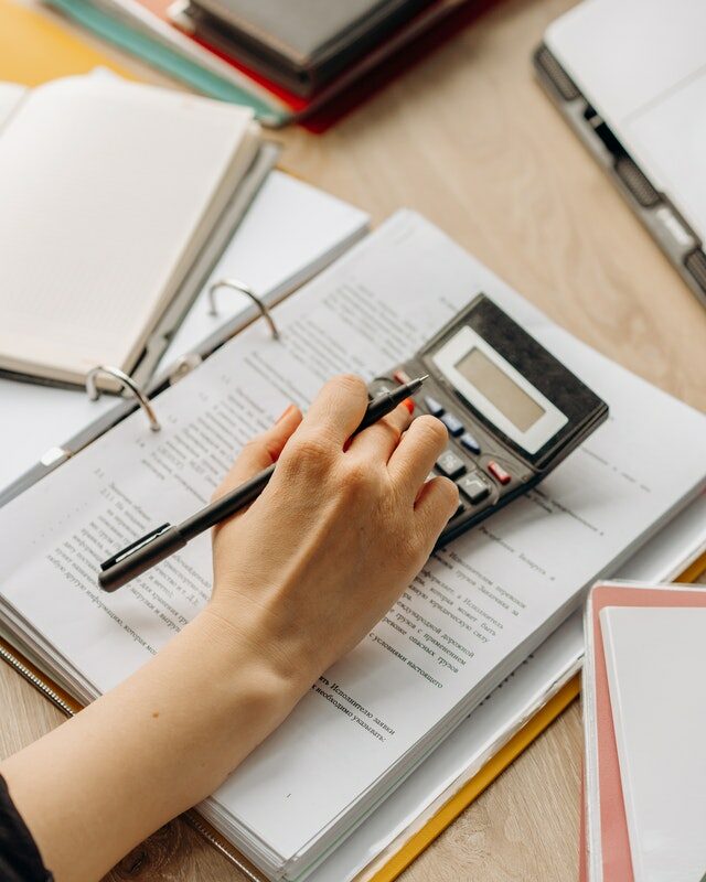 Le vendeur d’un bien immobilier est tenu d’un devoir d’information envers l’acquéreur.