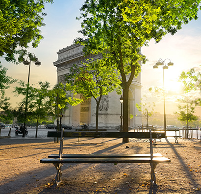 Le marché immobilier parisien a ses propres spécificités et il est primordial d’en tenir compte pour réaliser une estimation adéquate.