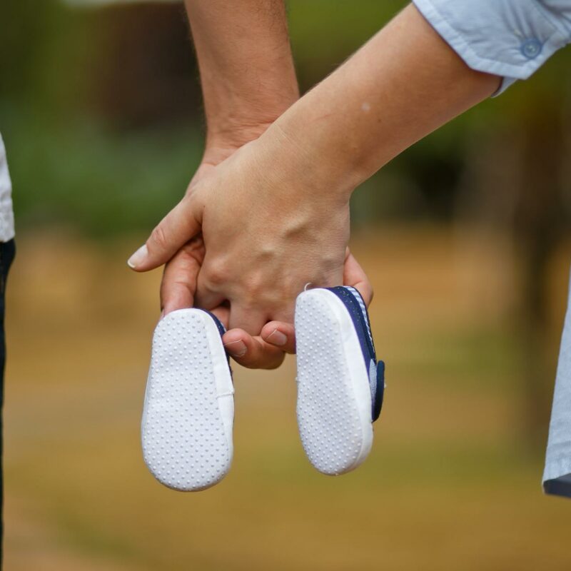 Comment renconnaitre enfant conjoint gestation pour autrui adoption notaire