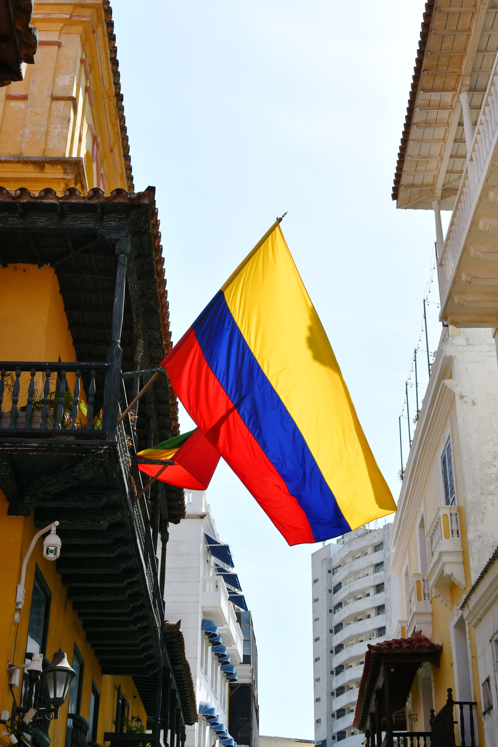 Déclaration de succession colombienne en France par Notaire à Paris